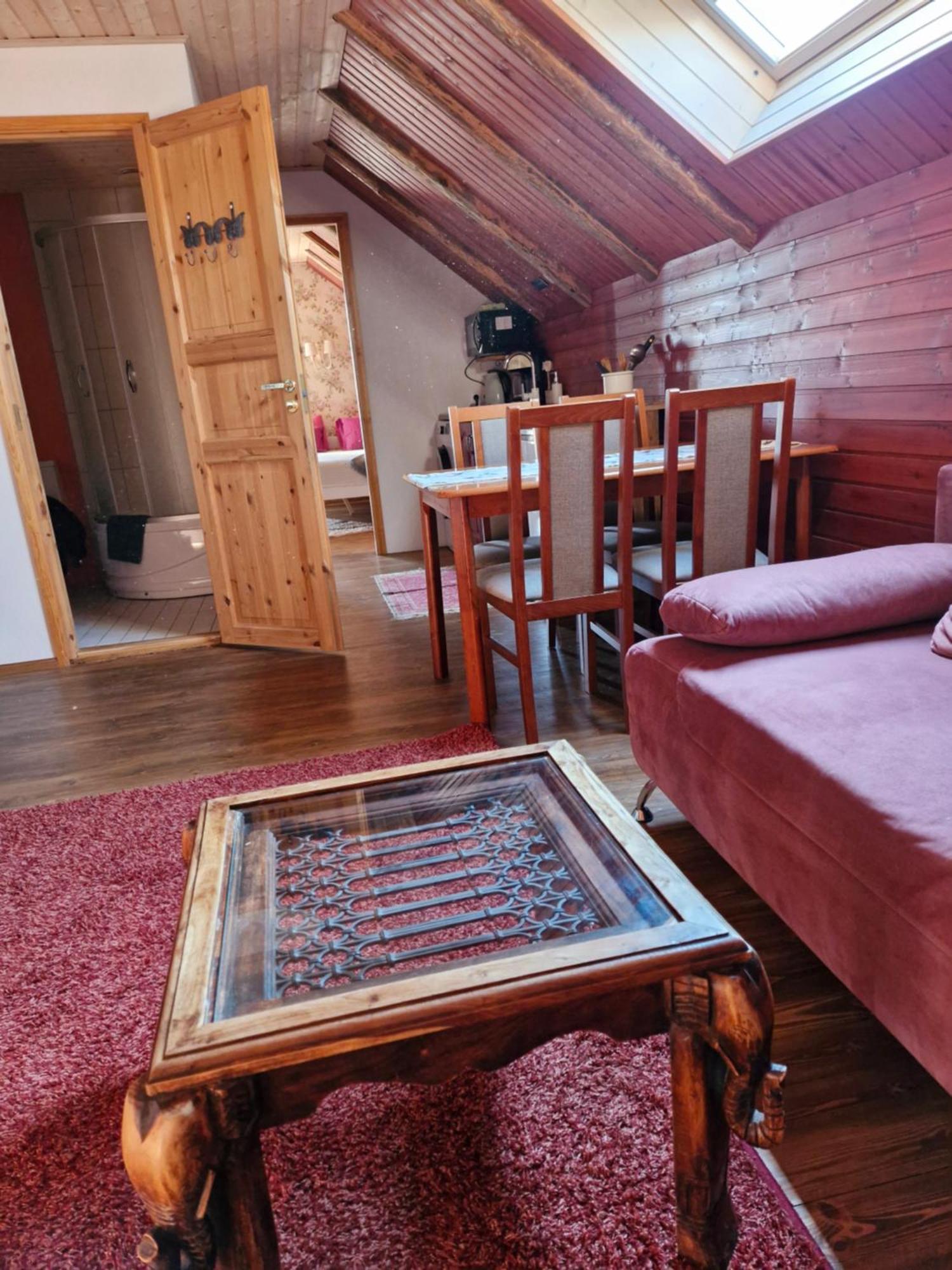 Suur-Sadama Apartment Kuressaare Eksteriør billede