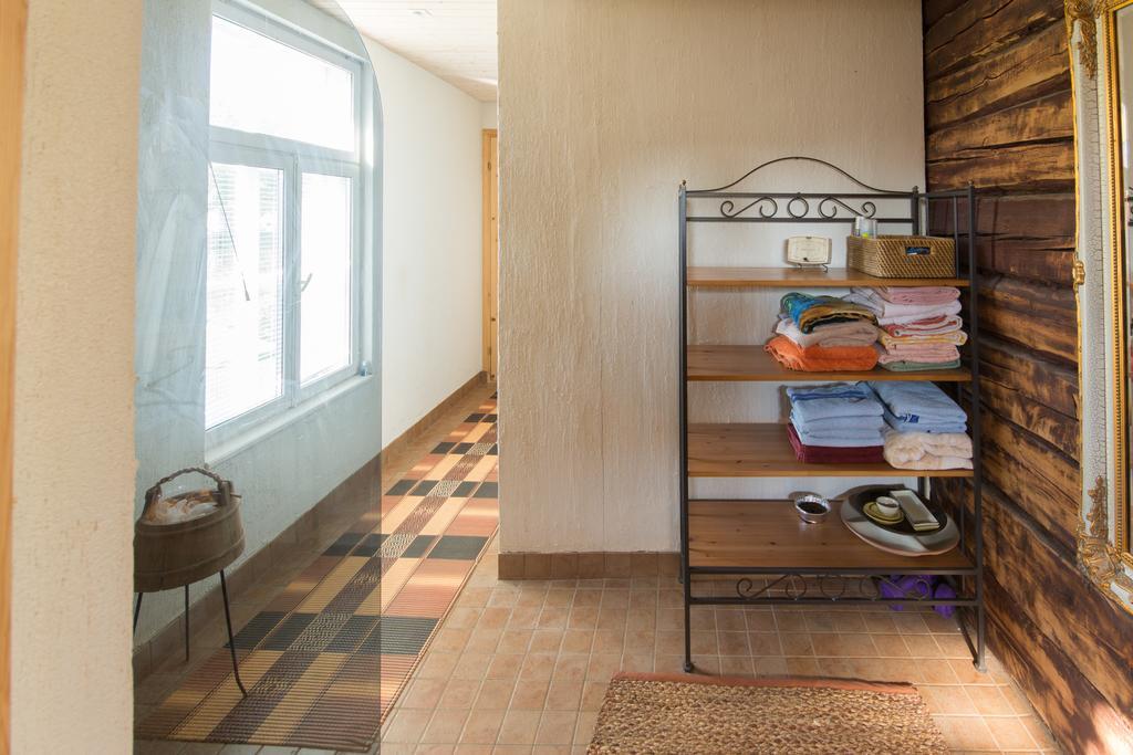 Suur-Sadama Apartment Kuressaare Eksteriør billede